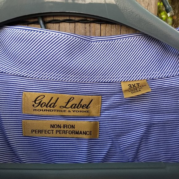 Roundtree and Yorke classic blue white stripe bankers dress shirt - Picture 2 of 9